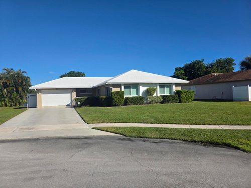 27 Vista Del Rio, Boynton Beach, FL, 33426-8823 | Card Image