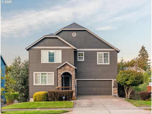 9488 Se Grace Cir, Happy Valley, OR, 97086-5009 | Card Image