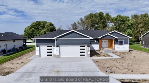 4234 Augusta Pkwy, Grand Island, NE, 68803-5614 | Card Image