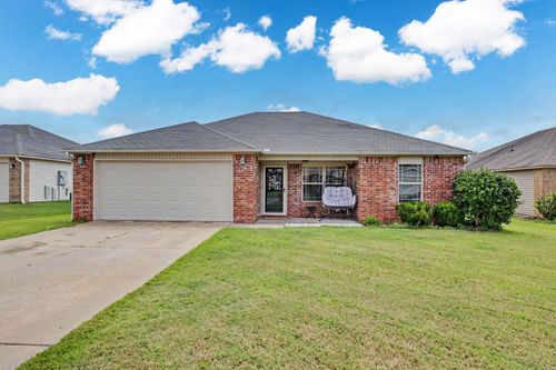 18 Java Court, Little Rock, AR, 72204 | Card Image