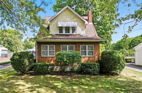 2880 Tamarack Dr, Sharpsville, PA, 16150-8547 | Card Image