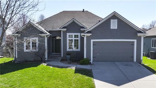 16105 E 76th St, Kansas City, MO, 64139-1341 | Card Image