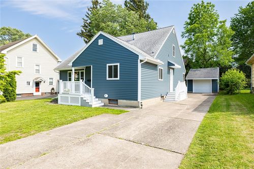 165 Culver Pkwy, Irondequoit, NY, 14609-4550 | Card Image