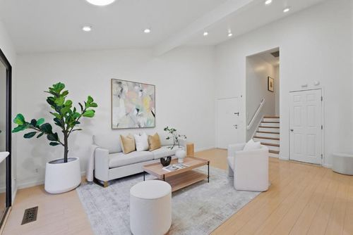 20012 Northcrest Sq, Cupertino, CA, 95014 | Card Image