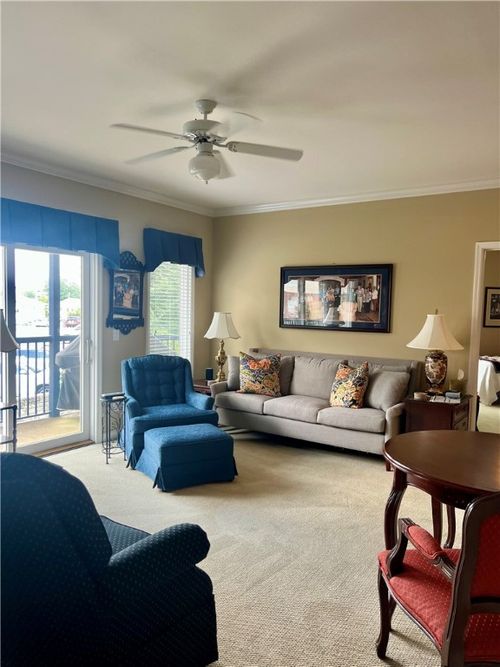 202-118 N Donahue Dr, Auburn, AL, 36832-4528 | Card Image