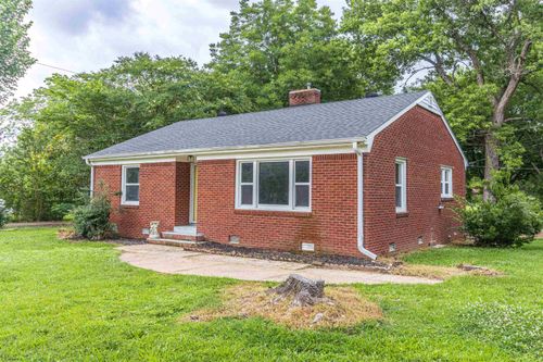 212 N Maple St, Adamsville, TN, 38310-1823 | Card Image