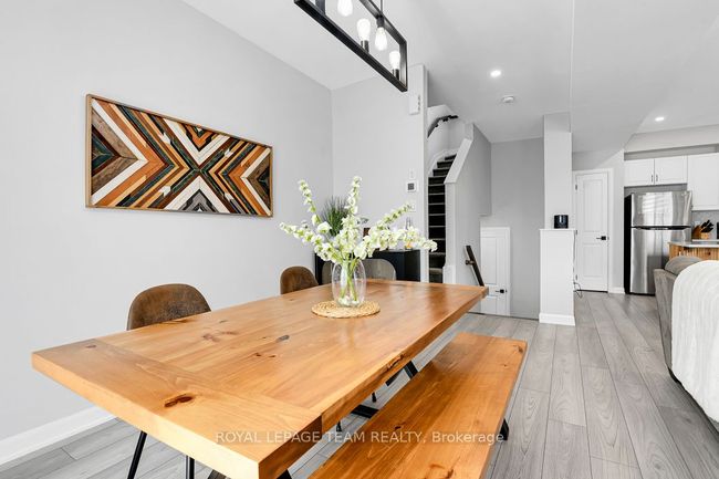 908 Lixnaw Crt, House attached with 2 bedrooms, 2 bathrooms and 2 parking in Nepean ON | Image 12