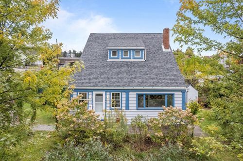 305 Elizabeth Rd, Dravosburg, PA, 15034-1101 | Card Image