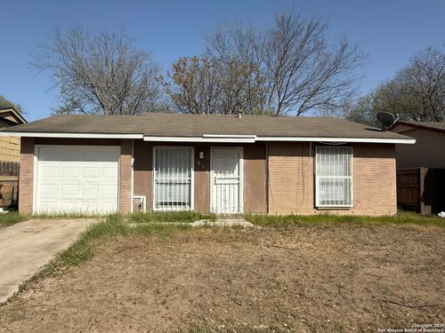 830 Walnut Park St, San Antonio, TX, 78227-1254 | Card Image