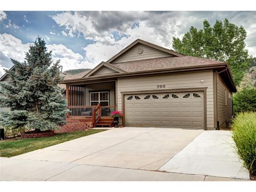 723 Entrada Dr, Golden, CO, 80401-6910 | Card Image