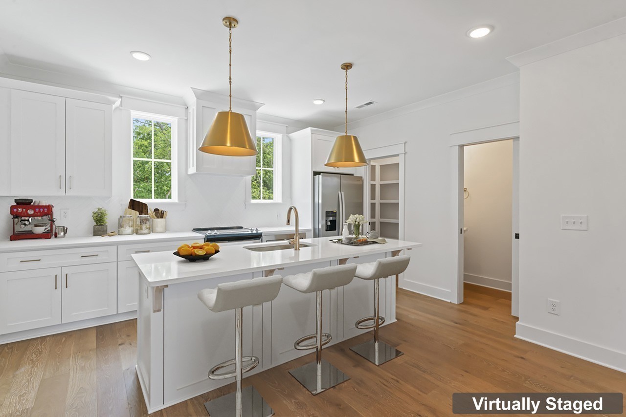 Maple View Ln, Nashville, TN 37207