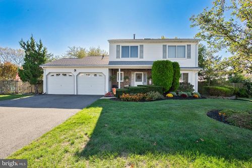 29 Liberty Dr, Dayton, NJ, 08810-1612 | Card Image