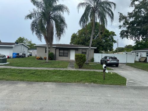 4620 Sw 31st Dr, West Park, FL, 33023-5567 | Card Image