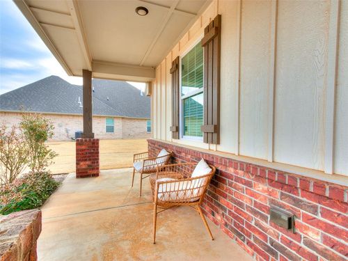 14349 White Falls Ln, Edmond, OK, 73025-5027 | Card Image