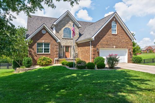 704 Autumn Ct, Richmond, KY, 40475-9825 | Card Image