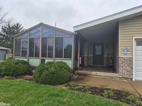 970 Jasper Ave, Kellogg, IA, 50135-8688 | Card Image