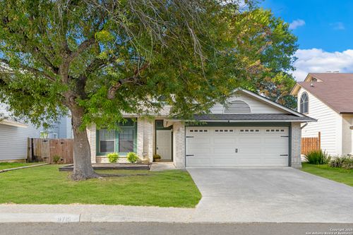 9715 Silver Moon, San Antonio, TX, 78254-6137 | Card Image