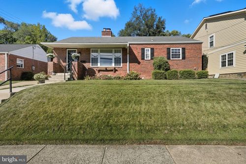 2632 N Sycamore St, ARLINGTON, VA, 22207-1041 | Card Image