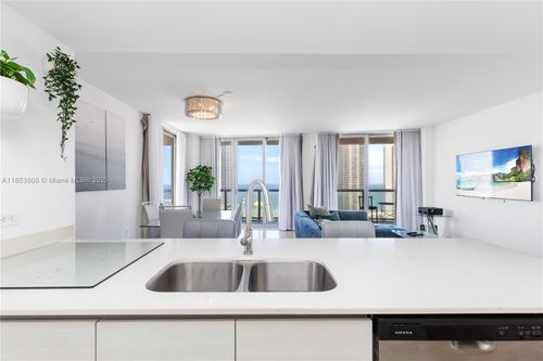 apt-2702-2600 E Hallandale Beach Blvd, Hallandale Beach, FL, 33009-4871 | Card Image