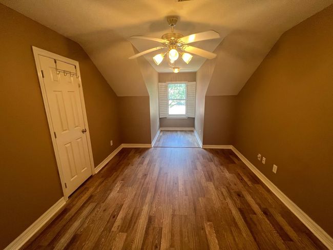 1155 Enclave Sq E, Townhouse with 4 bedrooms, 3 bathrooms and 2 parking in Houston TX | Image 29