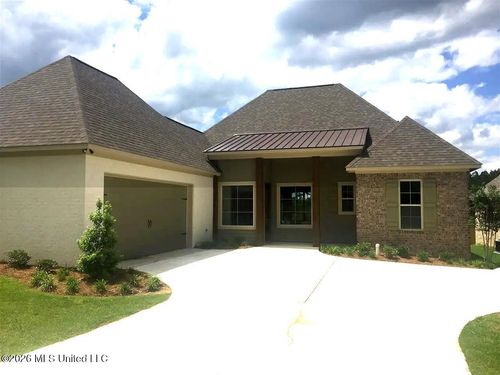 110 Magnolia Place Cir, Brandon, MS, 39047-8817 | Card Image