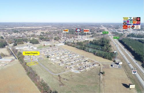 152 Pineview Dr, Beebe, AR, 72012-9353 | Card Image
