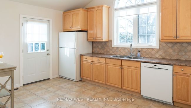 25 Norman Ave, House other with 5 bedrooms, 3 bathrooms and 4 parking in Nobleton ON | Image 10