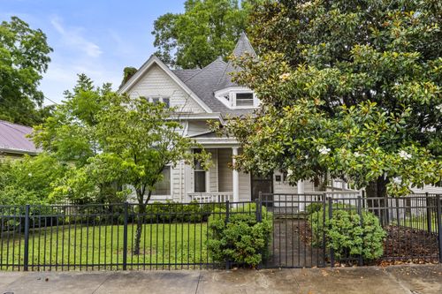 658 Higgins St, Paris, KY, 40361-1422 | Card Image
