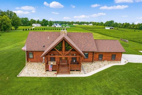 10568 Lynns Rd, Etna, OH, 43062-9446 | Card Image