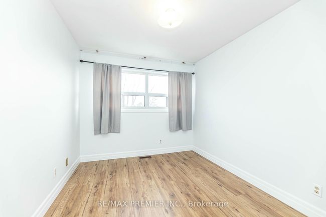 43 - 21a Thistle Down Blvd, Condo with 3 bedrooms, 3 bathrooms and 1 parking in Toronto ON | Image 31