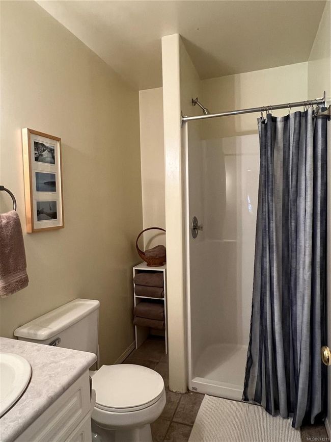 Apartment B | Image 16