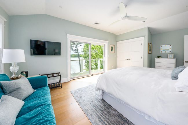 Bedroom Suite 3 | Image 33