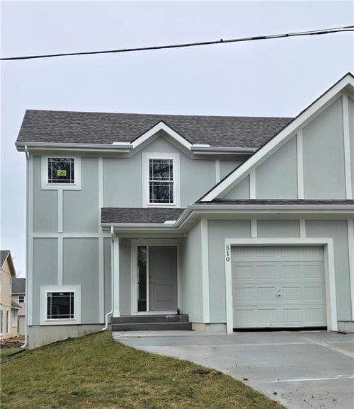 510 W Lawrence St, Spring Hill, KS, 66083-9150 | Card Image