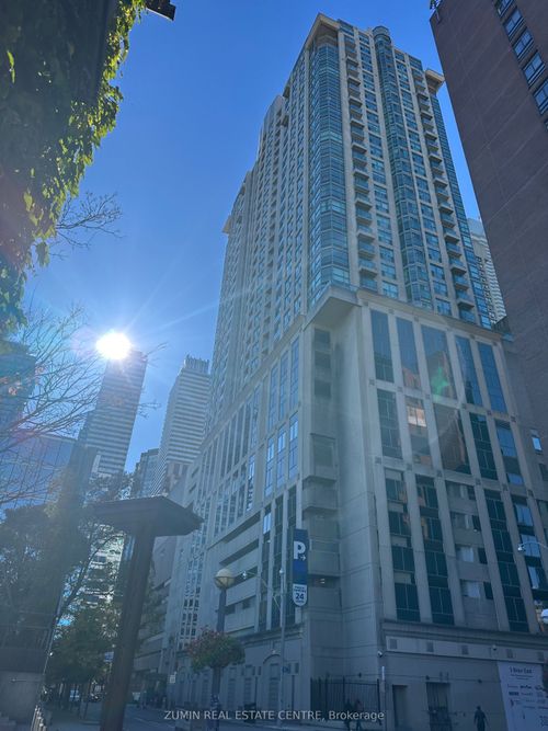 2116-8 Park Rd, Toronto, ON, M4W3S5 | Card Image