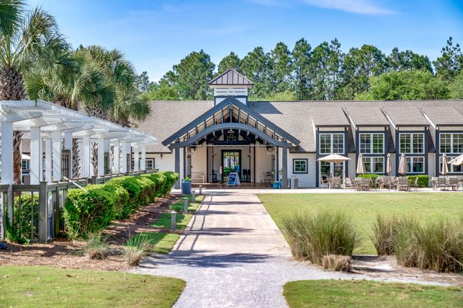 Village Commons Rear | Image 11