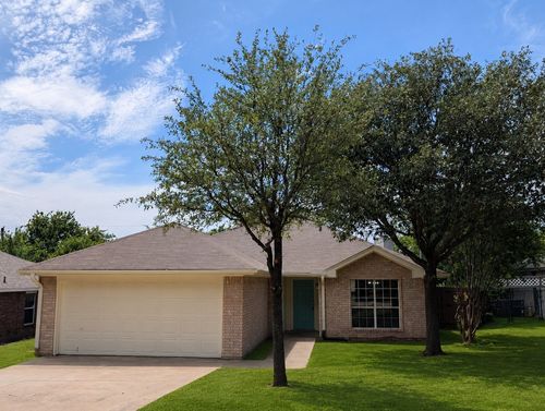 4821 Saint Thomas Pl, Fort Worth, TX, 76135-1662 | Card Image