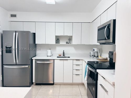 1510-5161 Collins Ave, Miami Beach, FL, 33140-2722 | Card Image