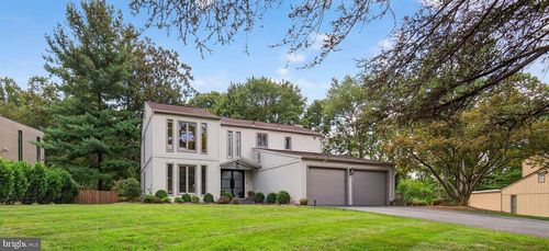 1407 Wolftrap Run Rd, VIENNA, VA, 22182-1734 | Card Image