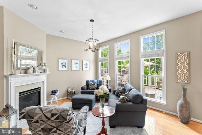 19101 Icehouse Ter, Townhouse with 3 bedrooms, 4 bathrooms and null parking in Lansdowne VA | Image 15