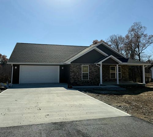 76 Emily Lane, London, KY, 40741 | Card Image