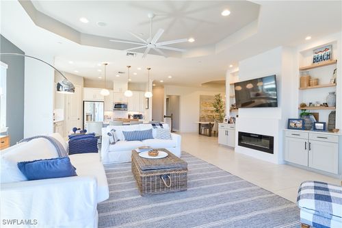 204-9673 Montelanico Loop, Naples, FL, 34119-2048 | Card Image
