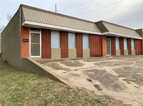 980 S Main St, Decatur, IL, 62521-3340 | Card Image