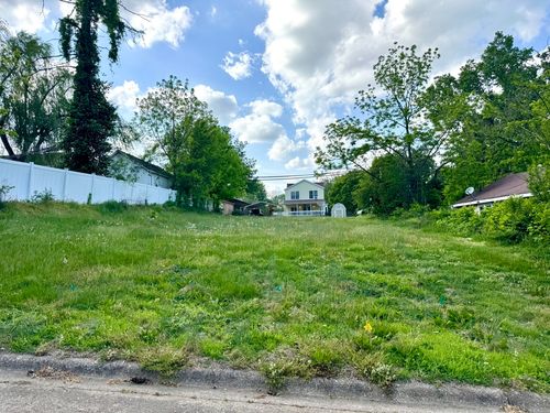 513 South St, Anna, IL, 62906-1532 | Card Image