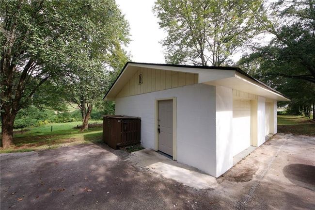 573 Mineral Springs Trl Conn, House other with 4 bedrooms, 3 bathrooms and null parking in Demorest GA | Image 15