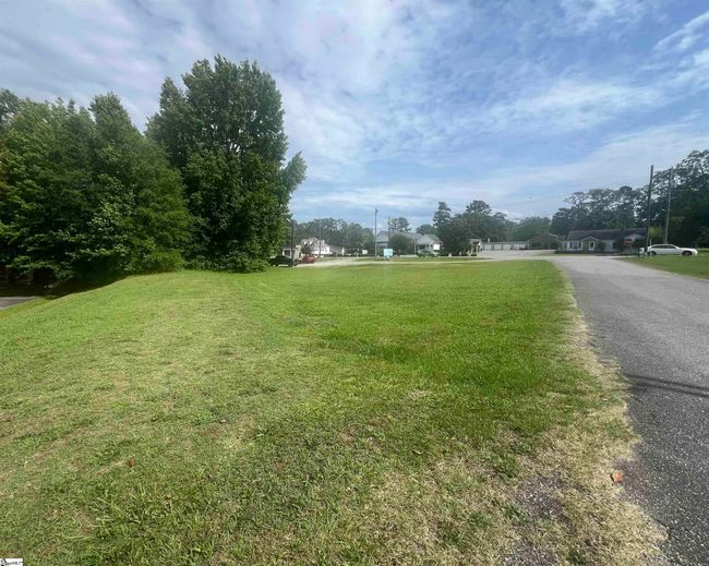 600 N Main St, Home with 0 bedrooms, 0 bathrooms and null parking in Honea Path SC | Image 11