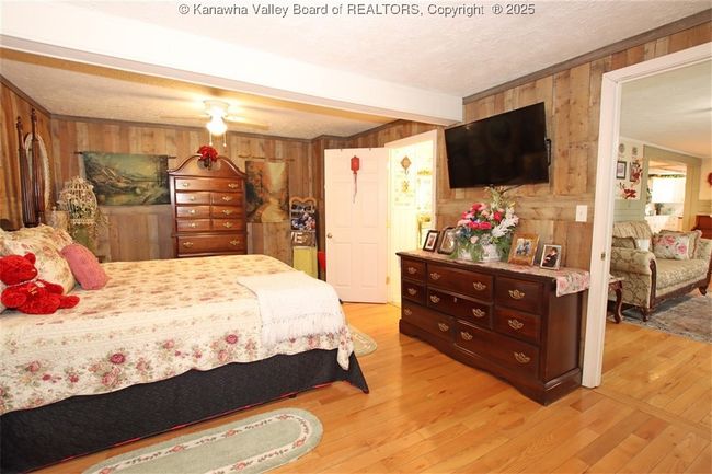 960 Grandview Rd, House other with 4 bedrooms, 3 bathrooms and null parking in Daniels WV | Image 28
