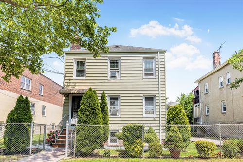 4148 De Reimer Ave, Bronx, NY, 10466-2128 | Card Image