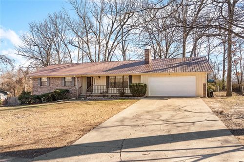 509 Huntington Pl, Harrison, AR, 72601-4615 | Card Image