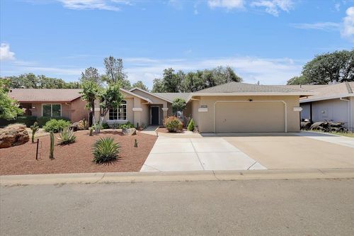 8028 Platinum Cir, Smartsville, CA, 95977-9727 | Card Image