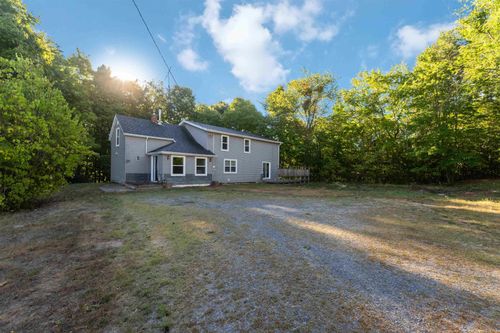 736 Cambridge Rd, Cambridge, NS, B0P1G0 | Card Image